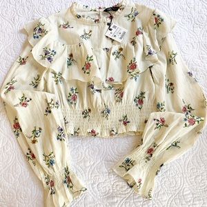 Zara NWT floral crop top size M